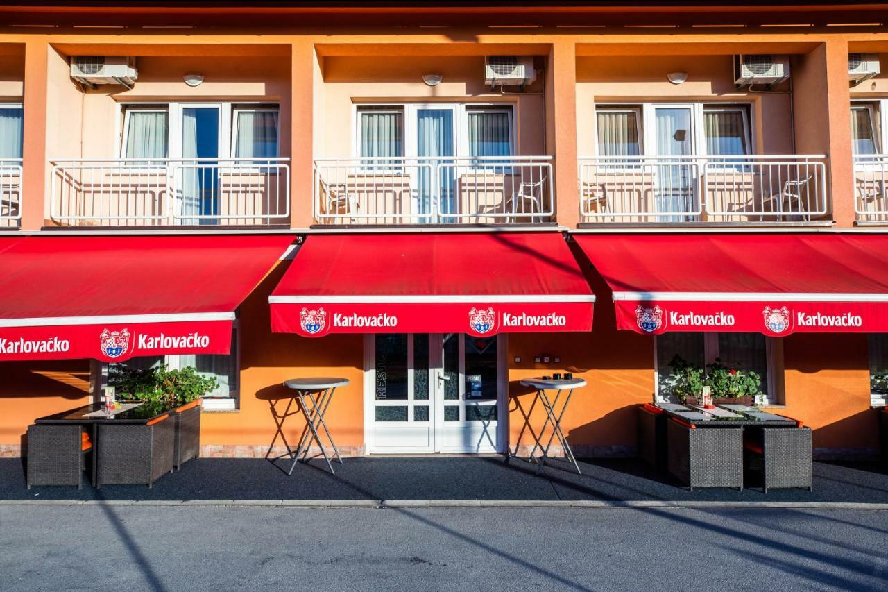 Bed And Breakfast Restaurant Dp Donji Zvecaj Екстериор снимка